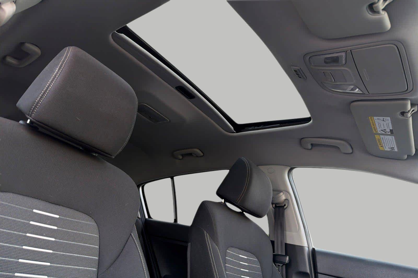 Thumbnail: 2018 Kia Sportage - 19