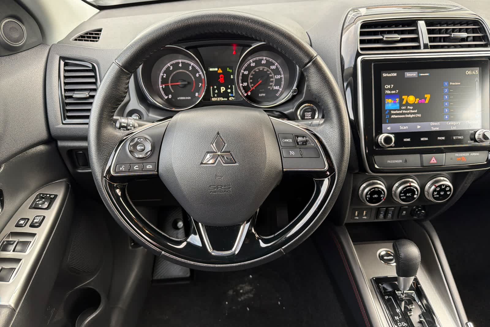 Thumbnail: 2024 Mitsubishi Outlander Sport - 16