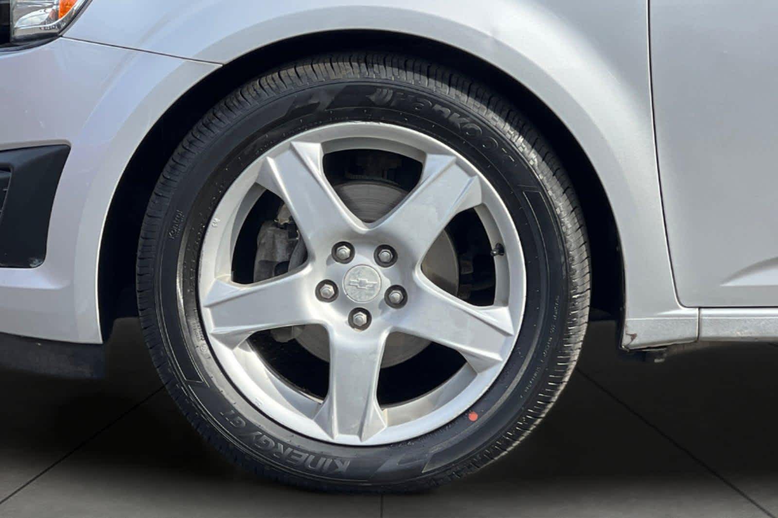 Thumbnail: 2015 Chevrolet Sonic - 11