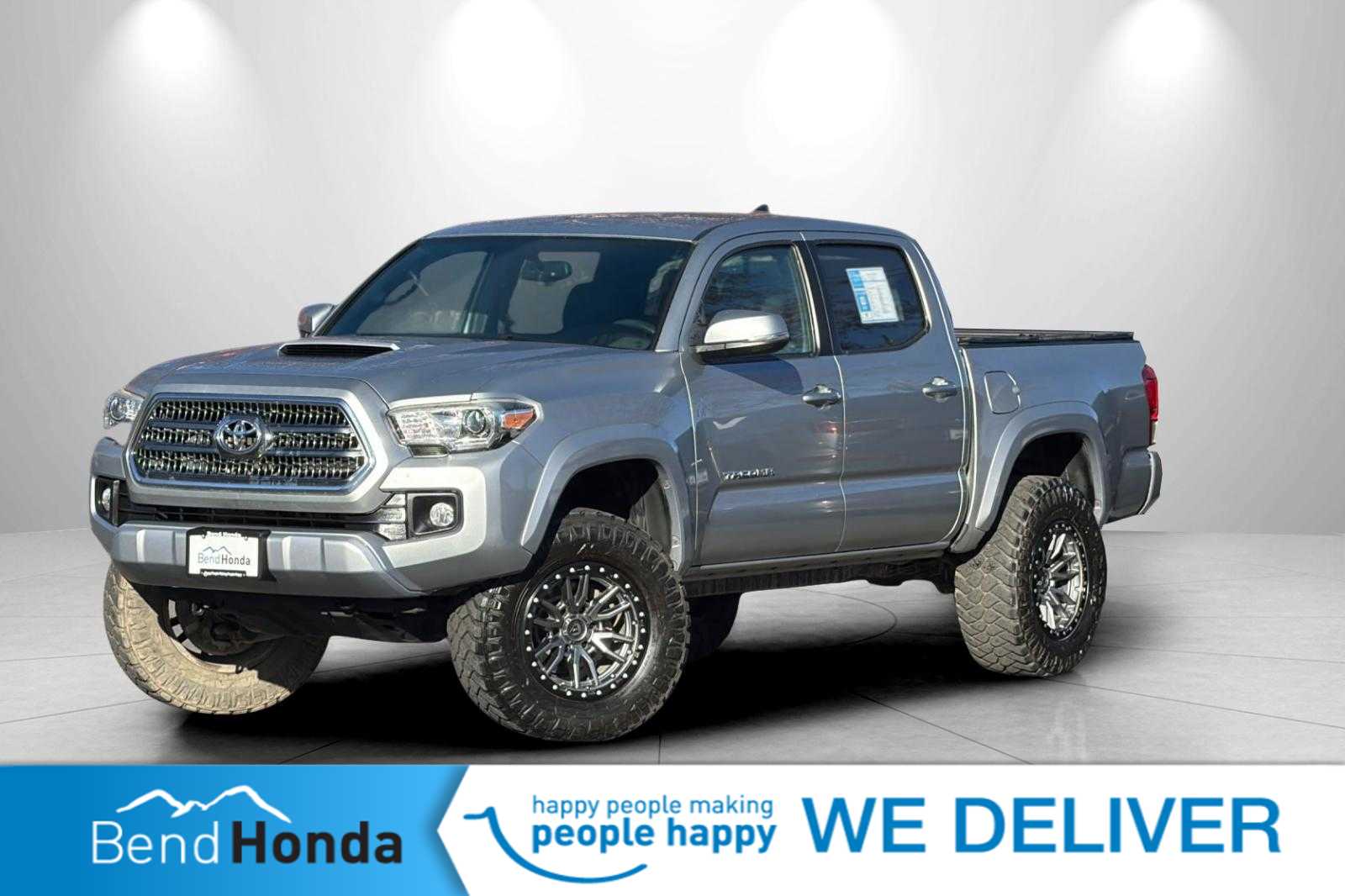 Thumbnail: 2017 Toyota Tacoma - 1