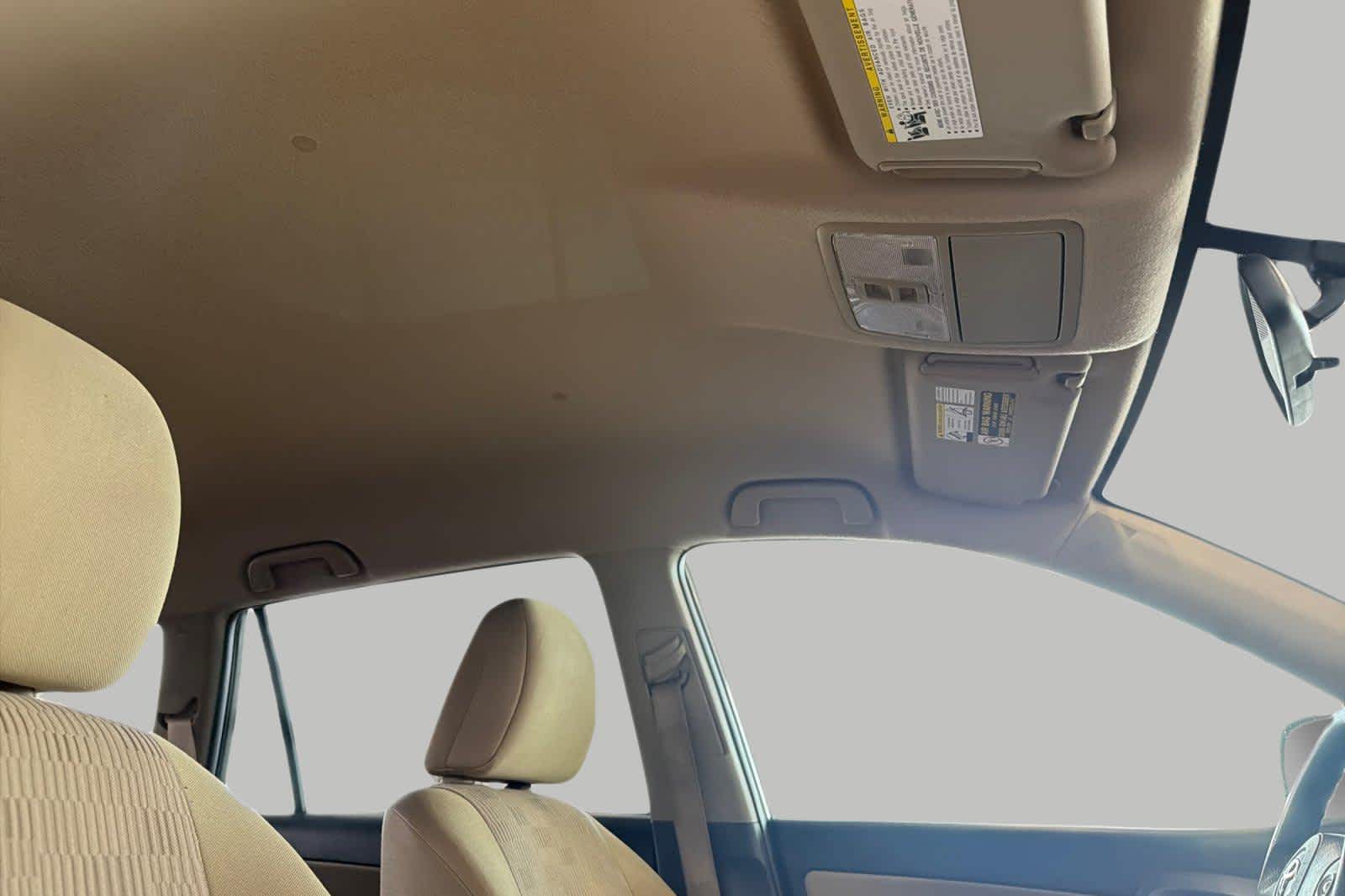 Thumbnail: 2011 Toyota RAV4 - 19