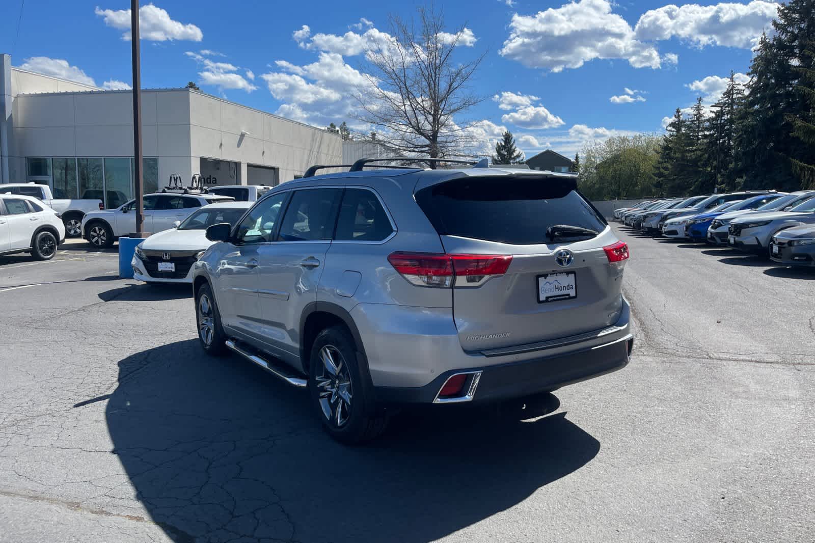 Thumbnail: 2018 Toyota Highlander - 3