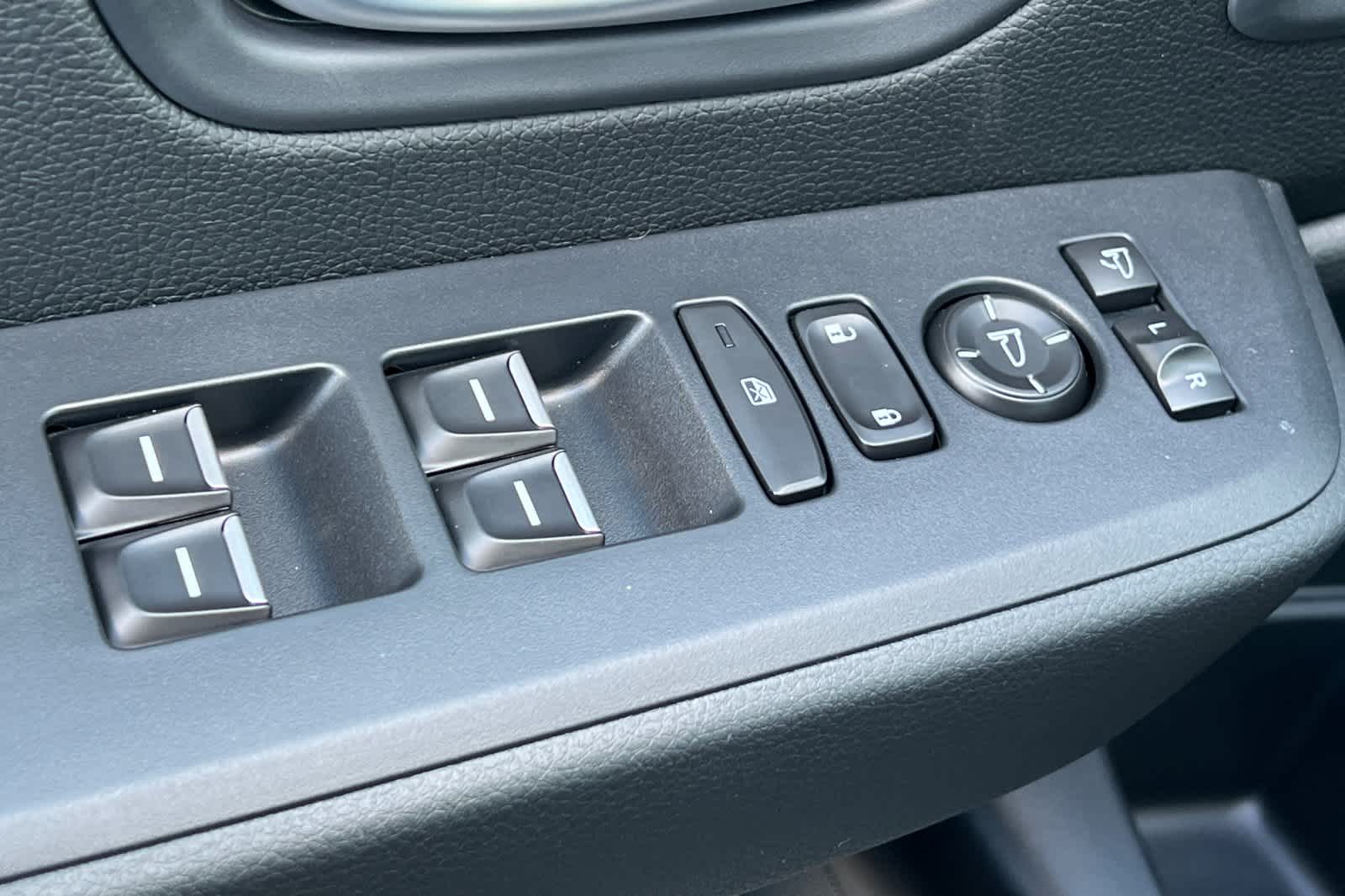 Thumbnail: 2026 Honda Pilot - 15