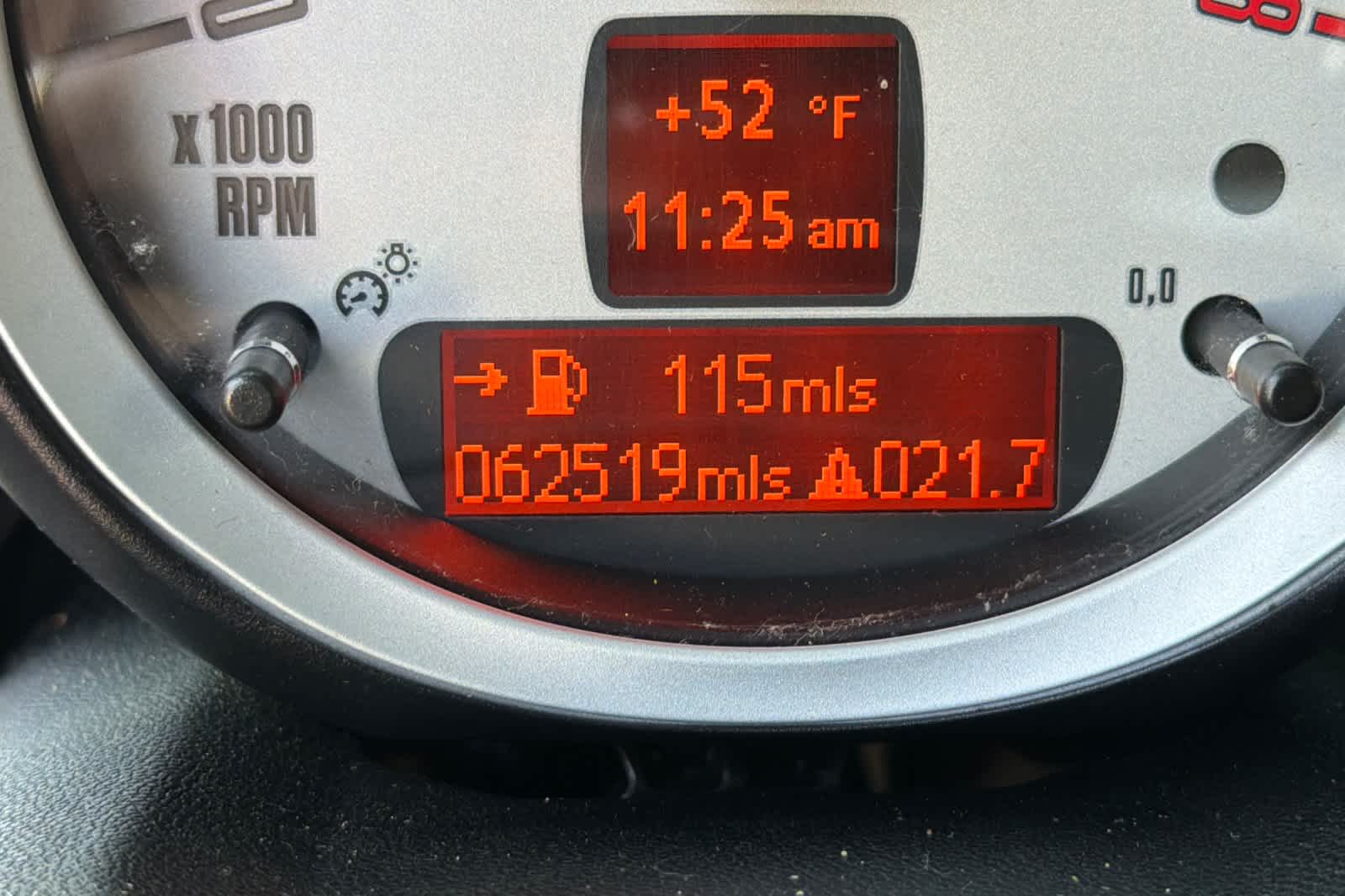 Thumbnail: 2009 MINI Cooper Clubman - 26