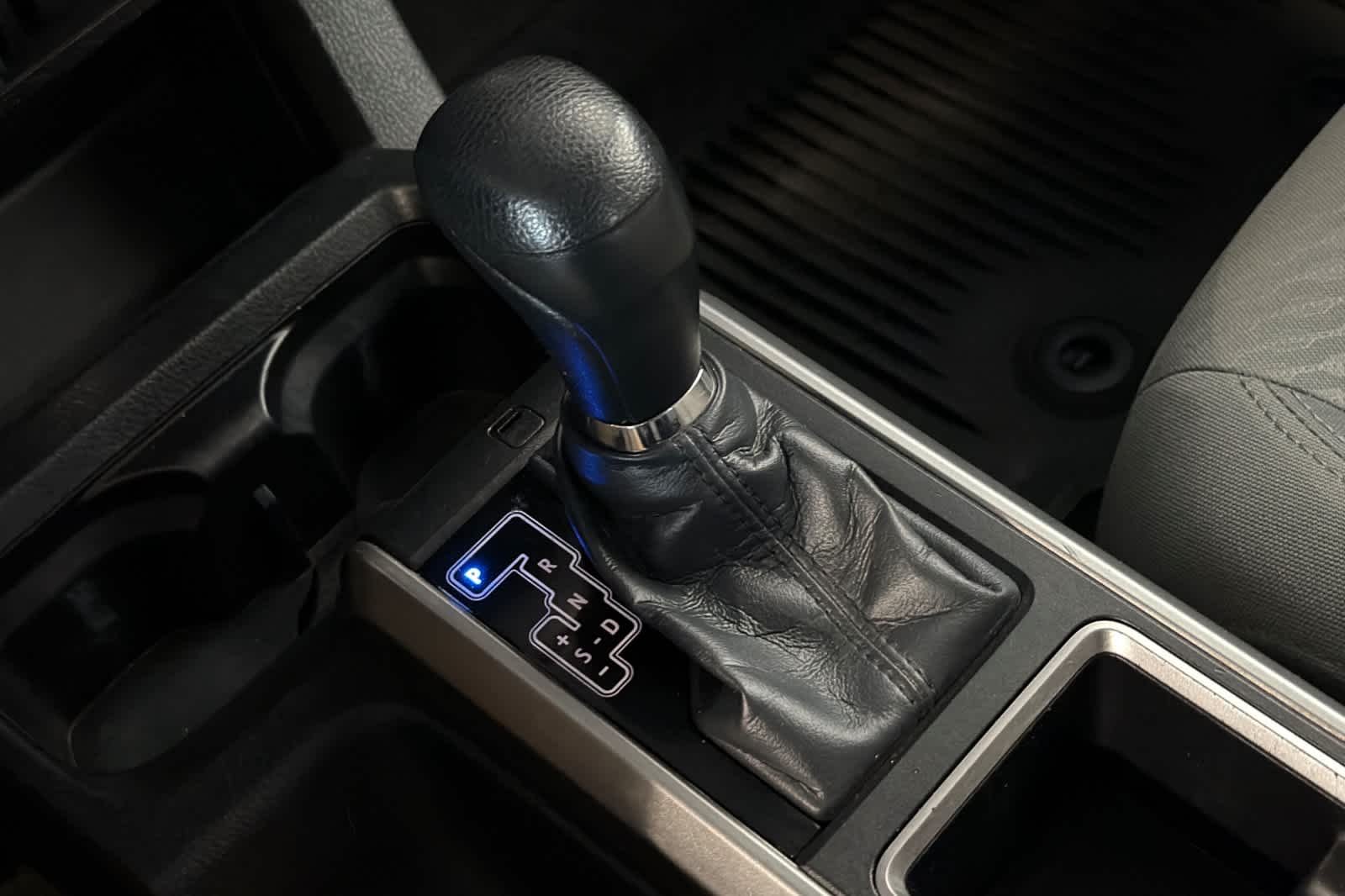 Thumbnail: 2023 Toyota Tacoma - 22