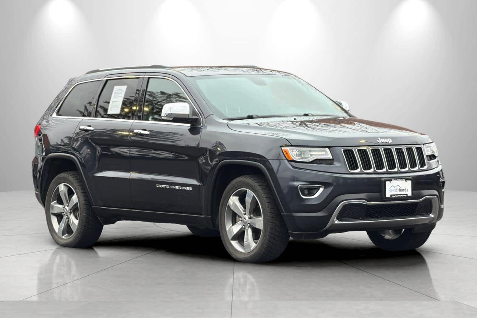 Thumbnail: 2015 Jeep Grand Cherokee - 9