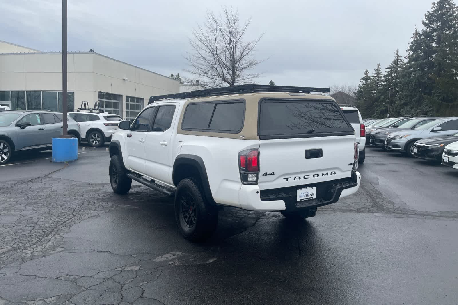 Thumbnail: 2020 Toyota Tacoma - 6