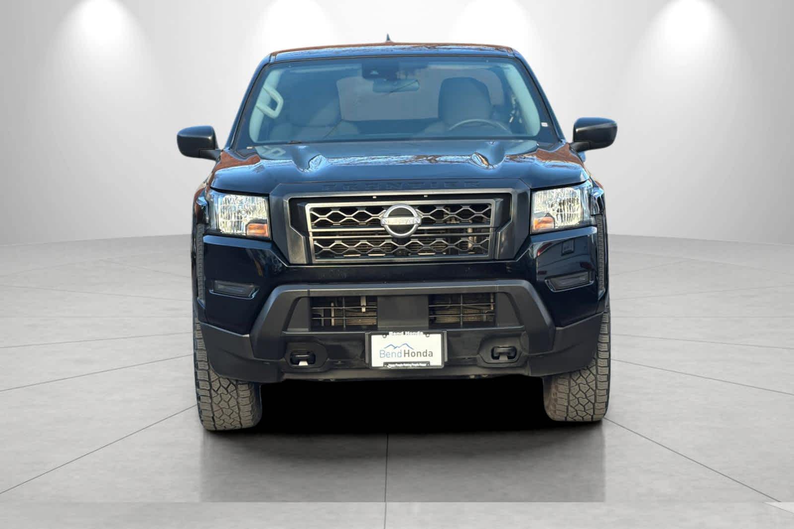 Thumbnail: 2022 Nissan Frontier - 10