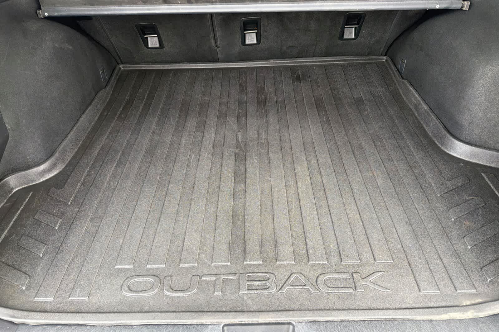 Thumbnail: 2016 Subaru Outback - 17