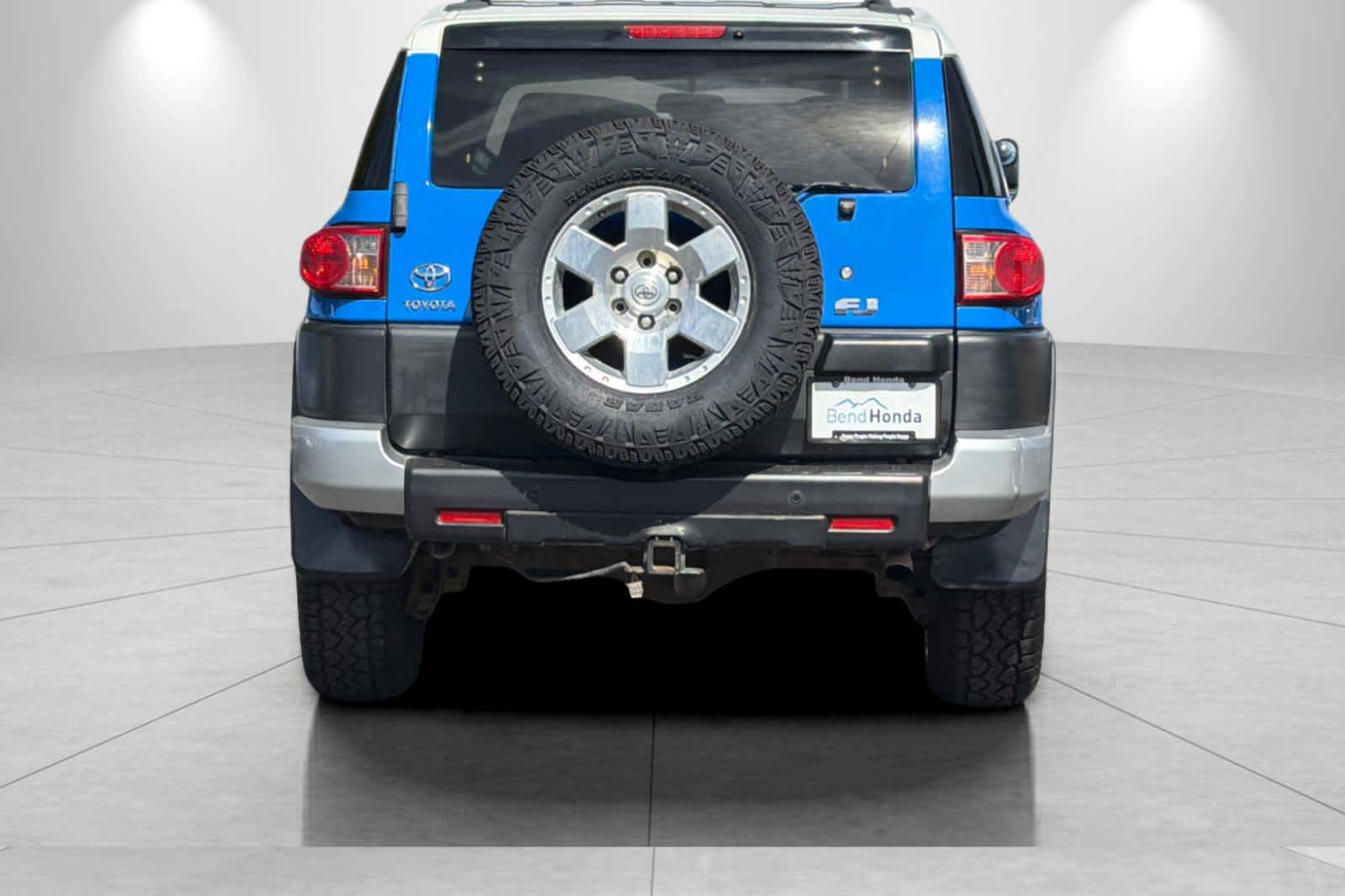 Thumbnail: 2007 Toyota FJ Cruiser - 6
