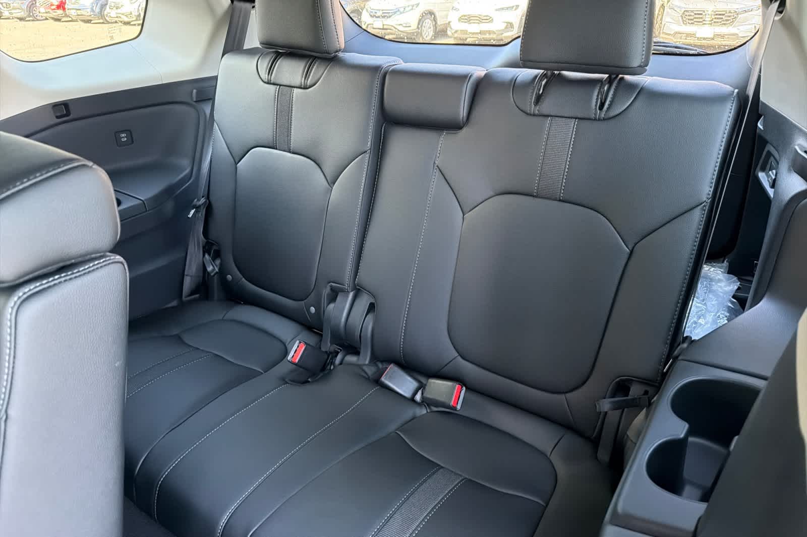 Thumbnail: 2026 Honda Pilot - 17