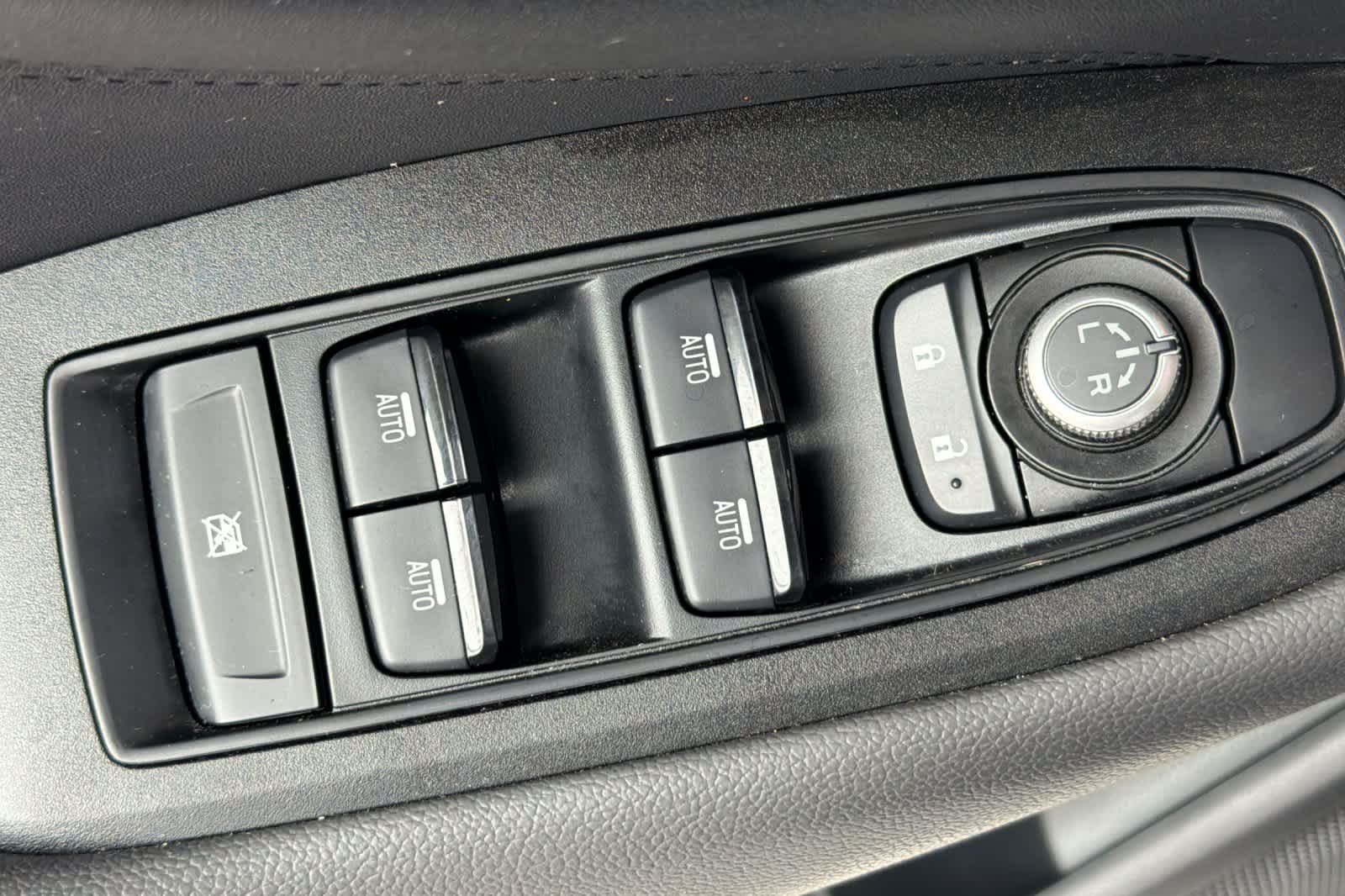 Thumbnail: 2022 Subaru Outback - 15