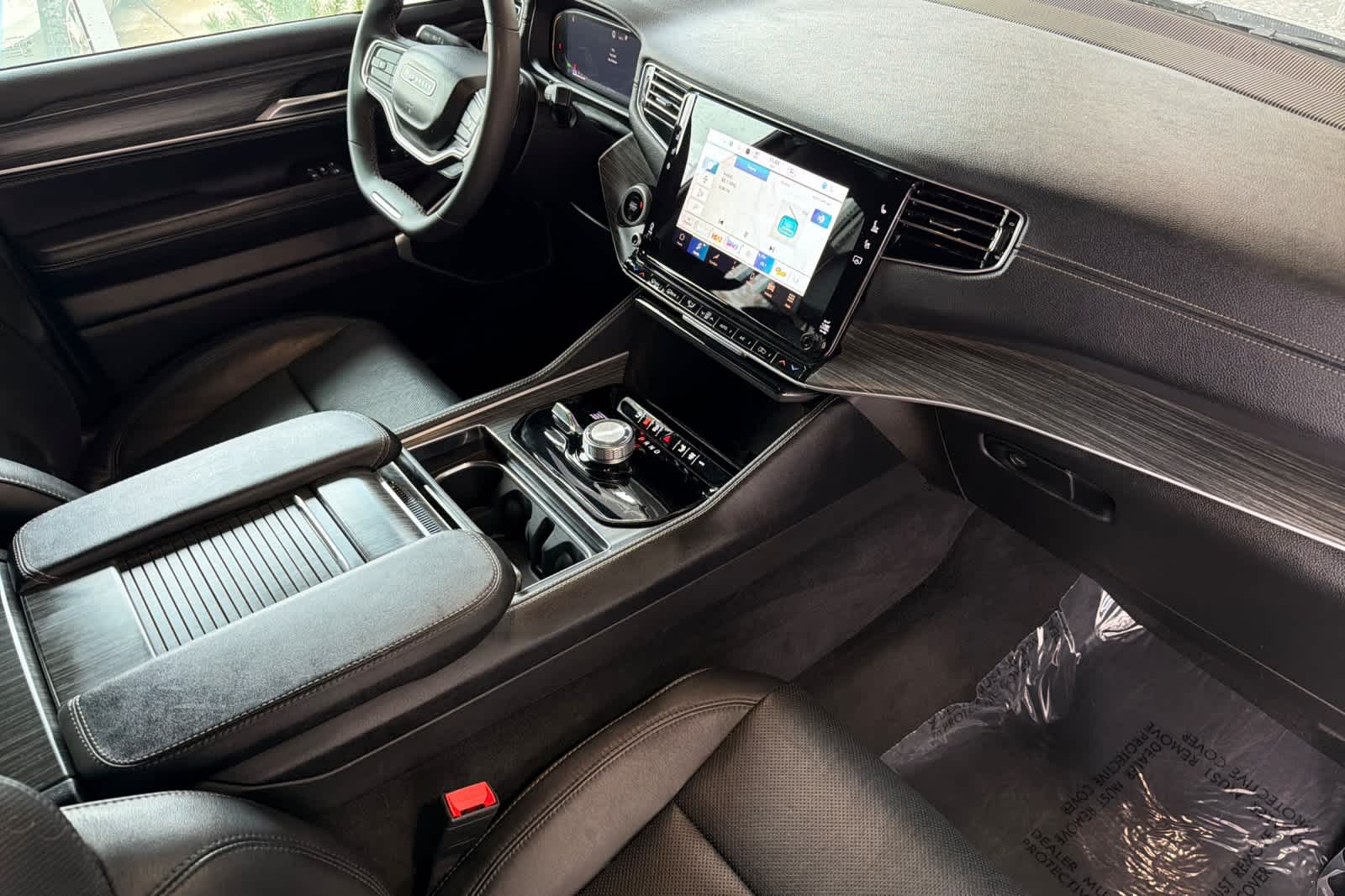 Thumbnail: 2024 Jeep Wagoneer - 19