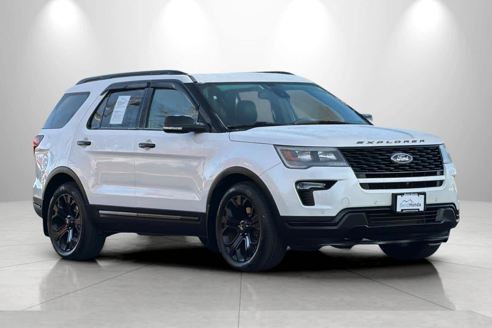 Thumbnail: 2019 Ford Explorer - 9