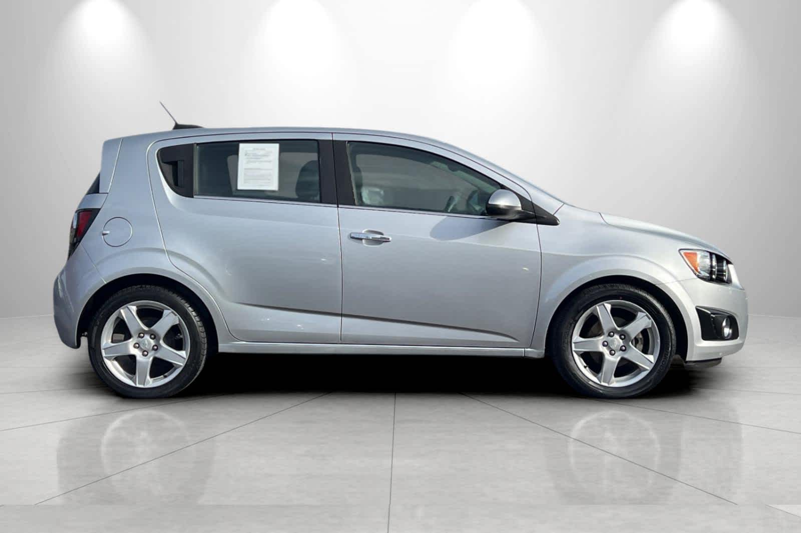 Thumbnail: 2015 Chevrolet Sonic - 8