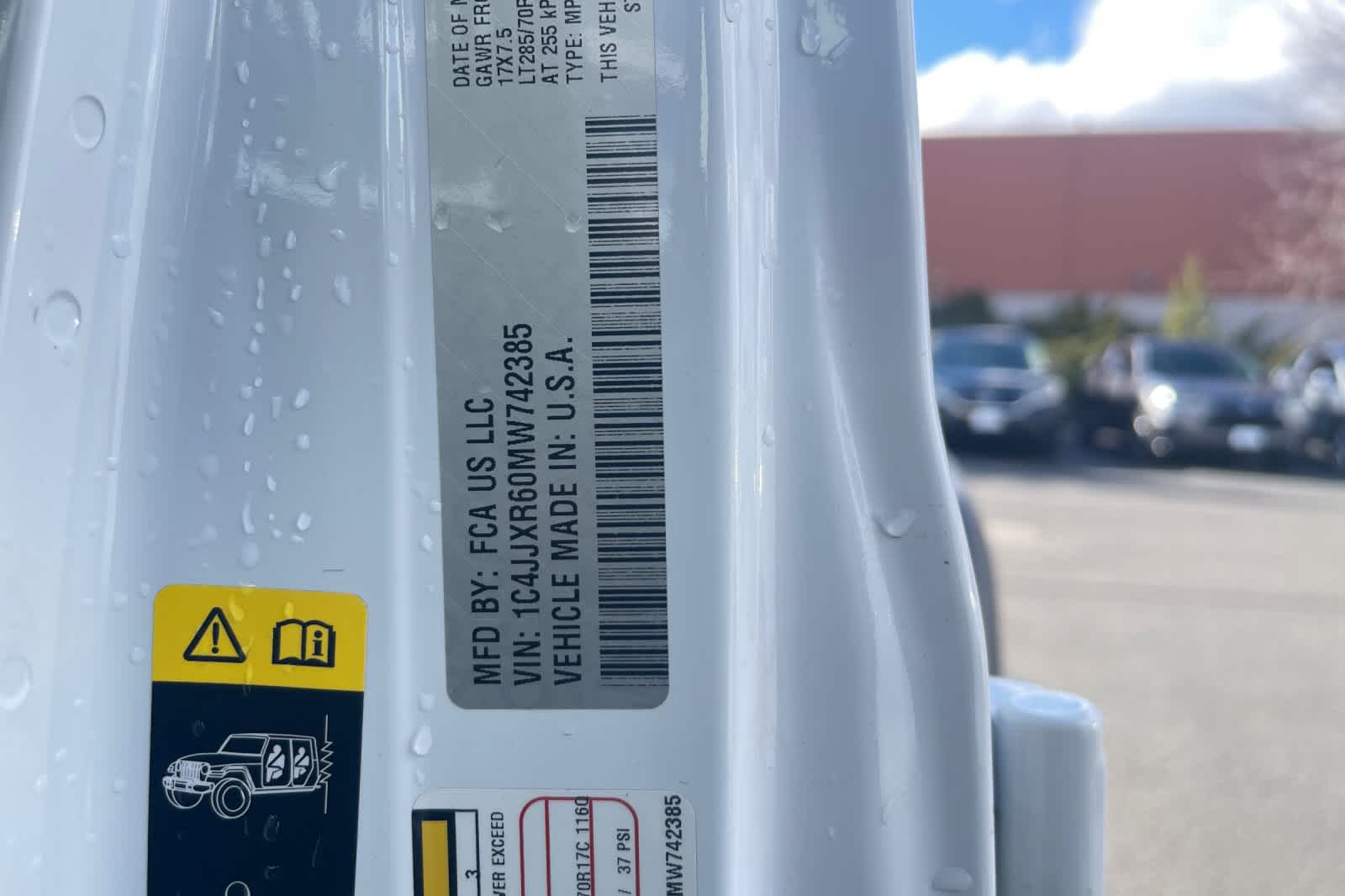 Thumbnail: 2021 Jeep Wrangler - 16