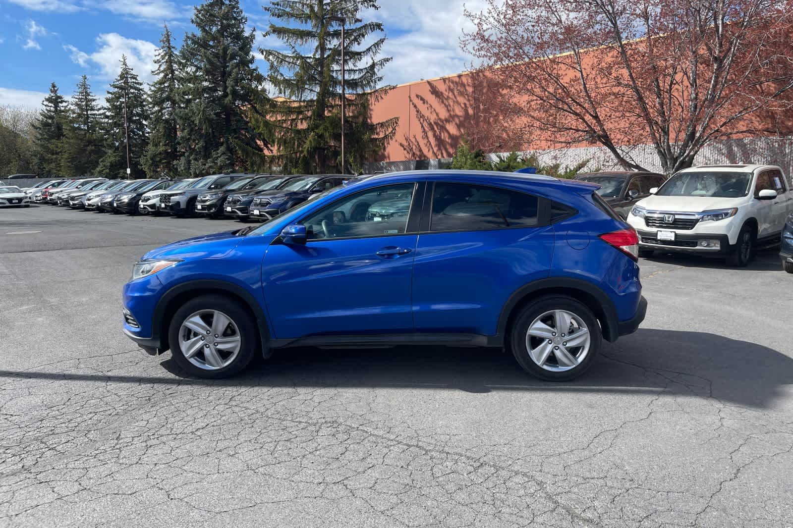 Thumbnail: 2020 Honda HR-V - 2