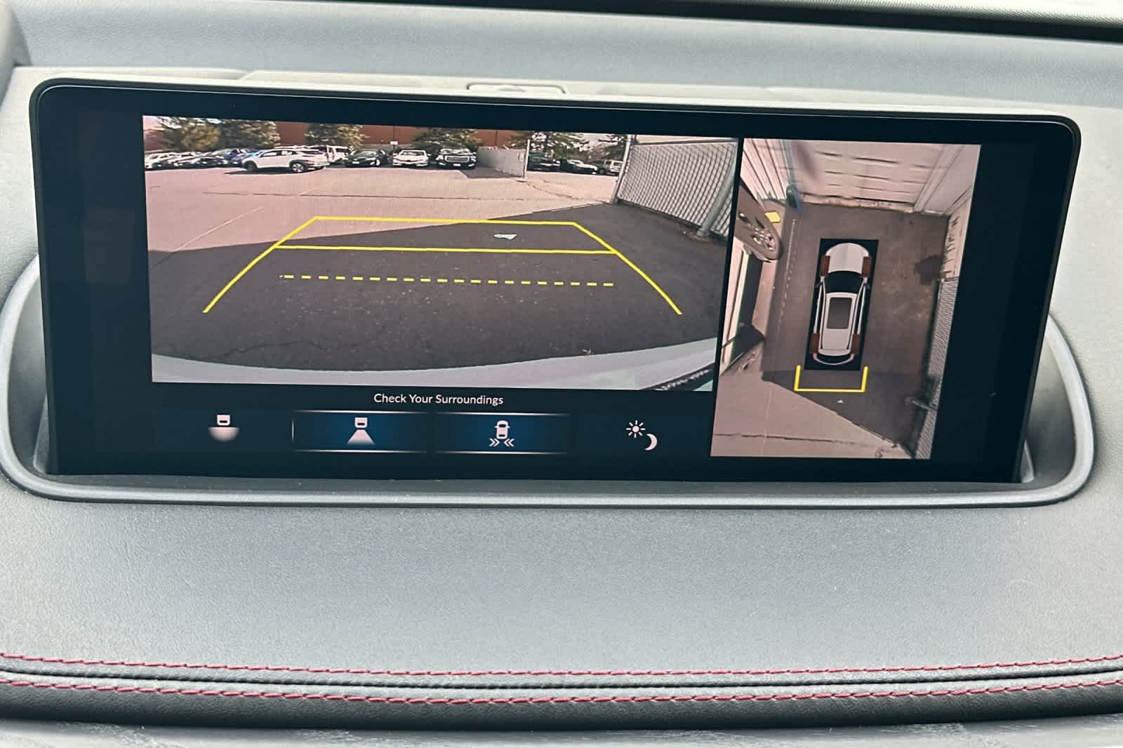 Thumbnail: 2022 Acura MDX - 23