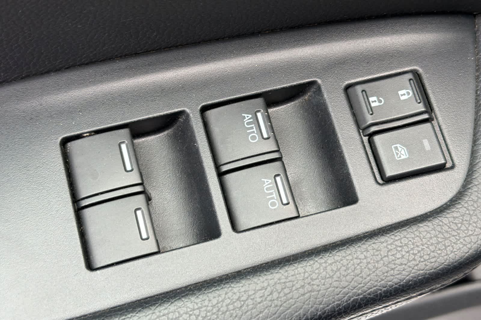 Thumbnail: 2021 Honda Pilot - 15