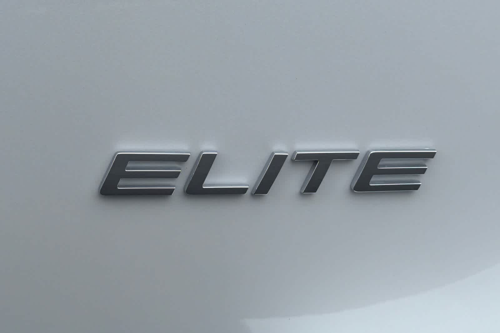 2027 Honda Odyssey Elite - Photo 12