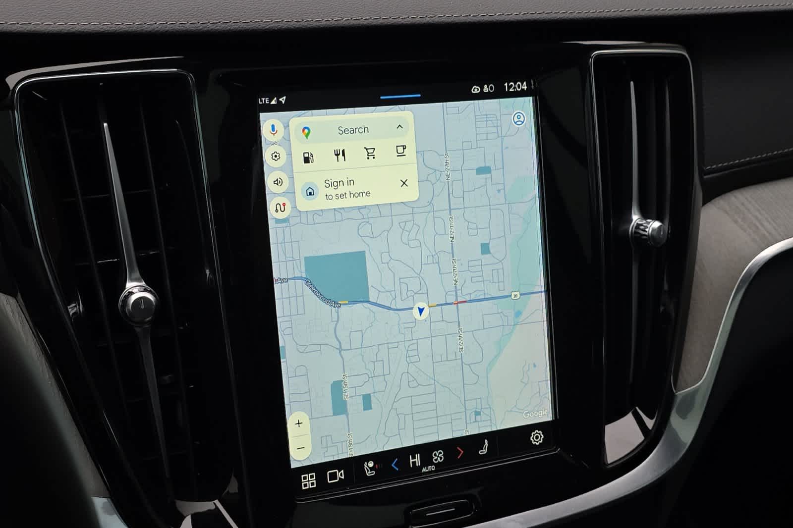 Thumbnail: 2024 Volvo S60 - 21