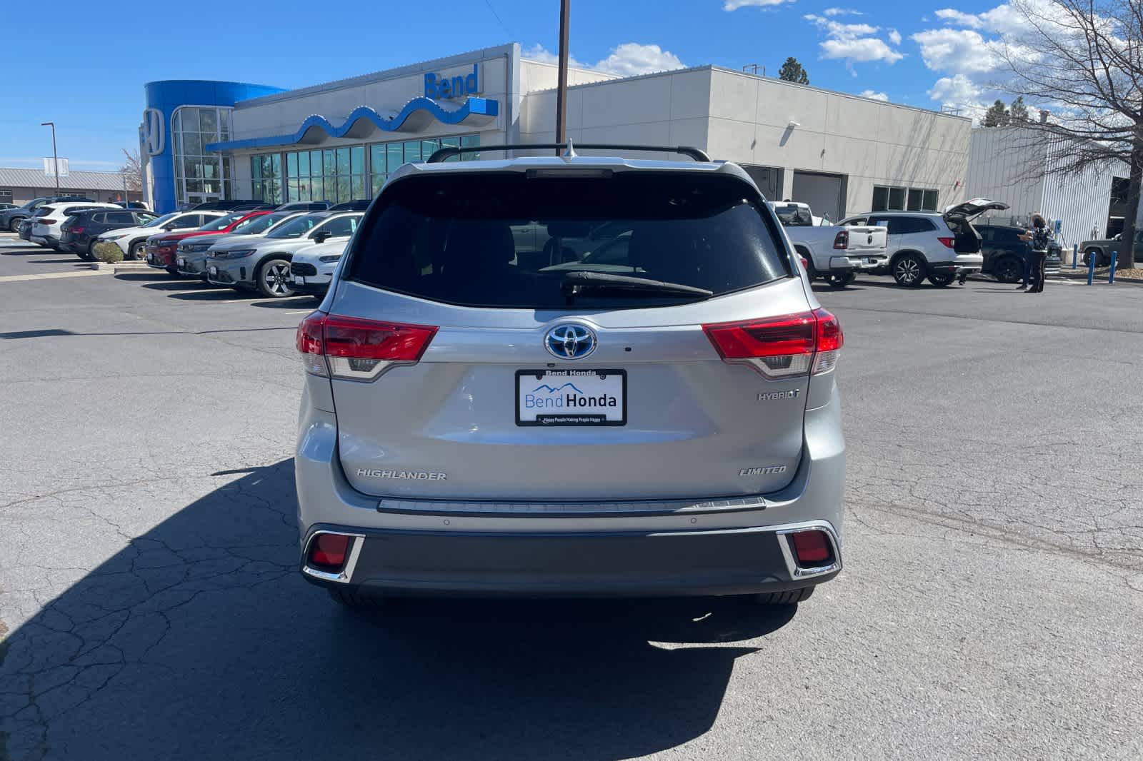 Thumbnail: 2018 Toyota Highlander - 4