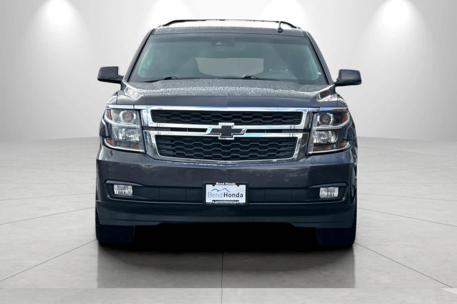 Thumbnail: 2017 Chevrolet Suburban - 10