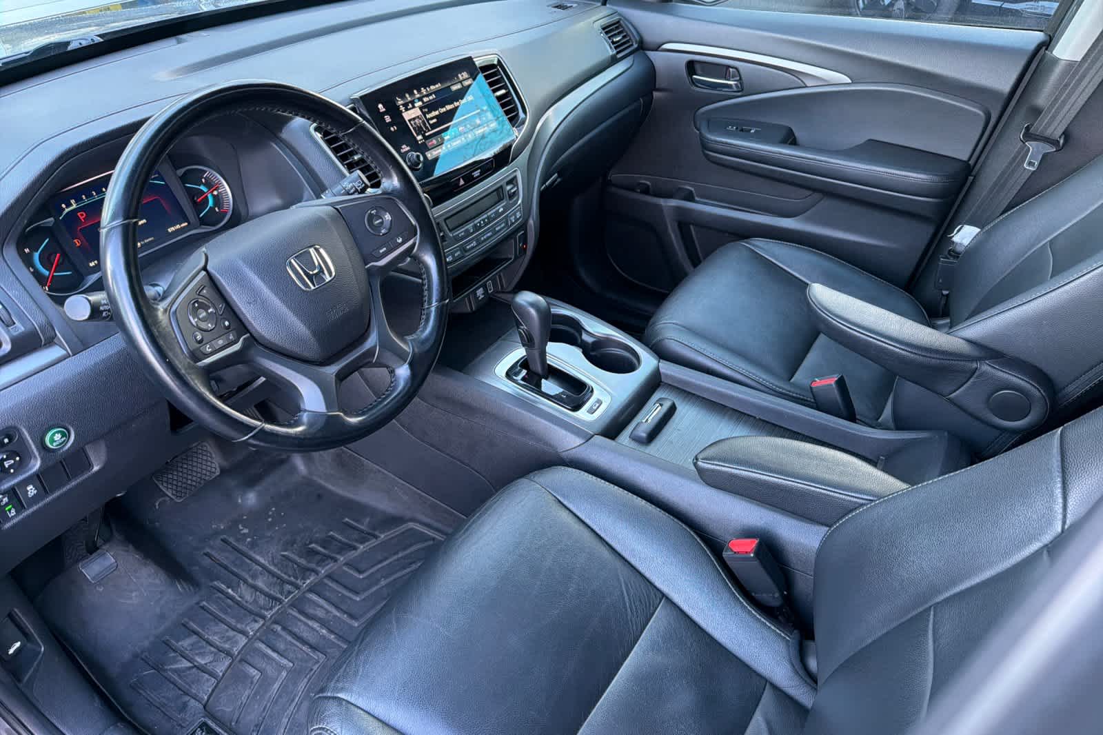 Thumbnail: 2020 Honda Pilot - 13