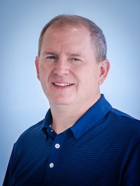Staff member David Thompson from ID_85c3472c7a90
