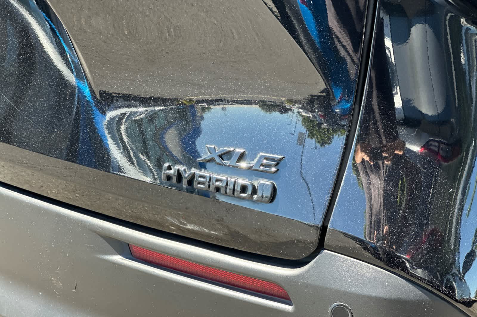 Thumbnail: 2022 Toyota Sienna - 11