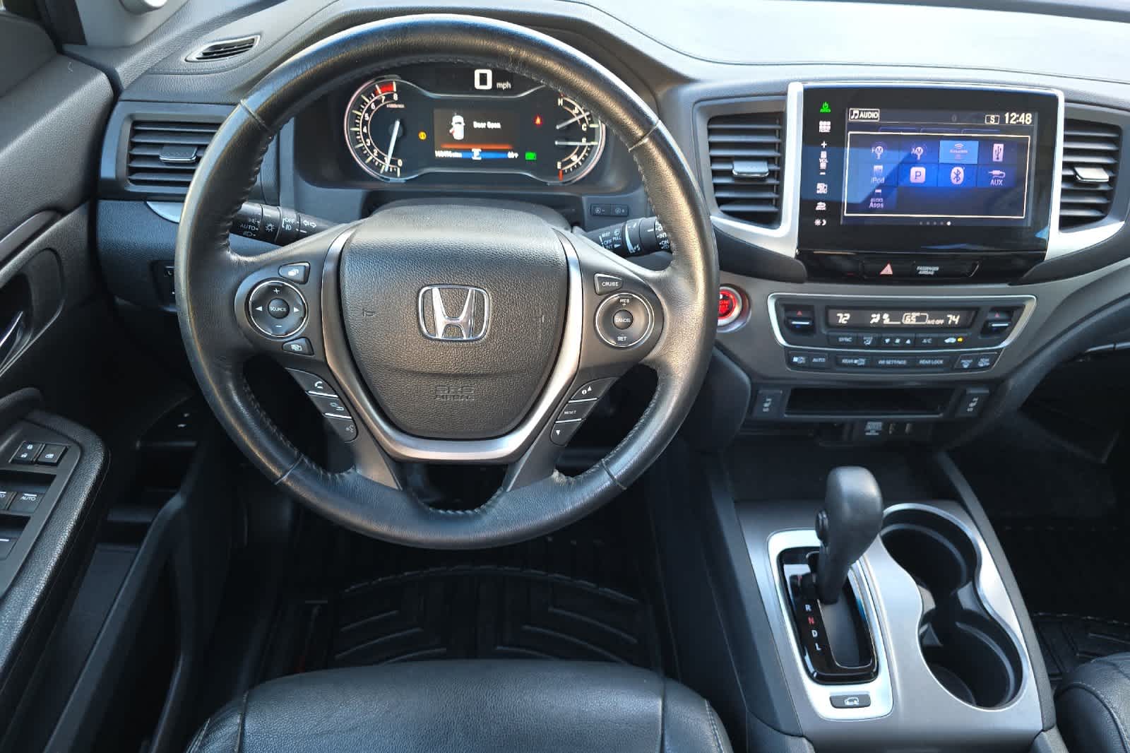 Thumbnail: 2016 Honda Pilot - 15