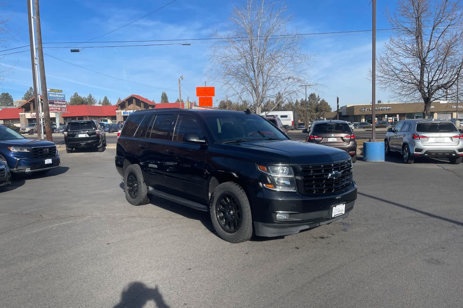 Thumbnail: 2019 Chevrolet Tahoe - 9