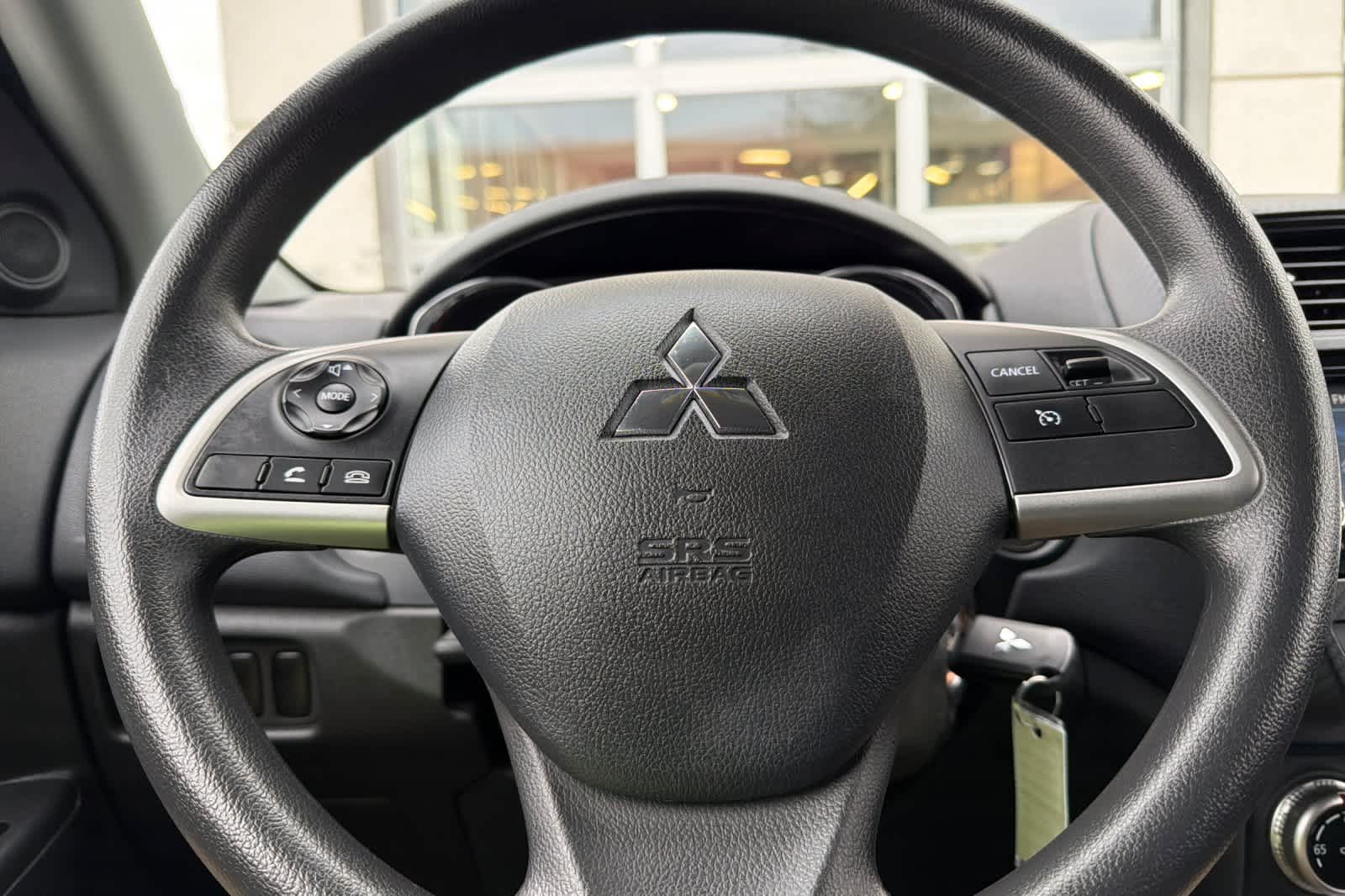 Thumbnail: 2024 Mitsubishi Outlander Sport - 24