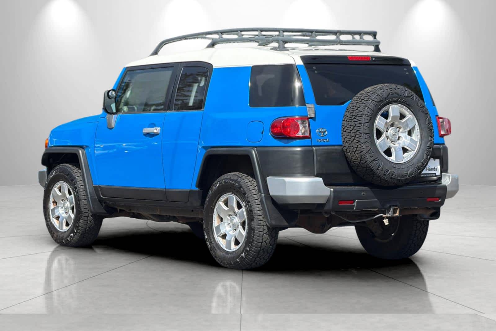 Thumbnail: 2007 Toyota FJ Cruiser - 5
