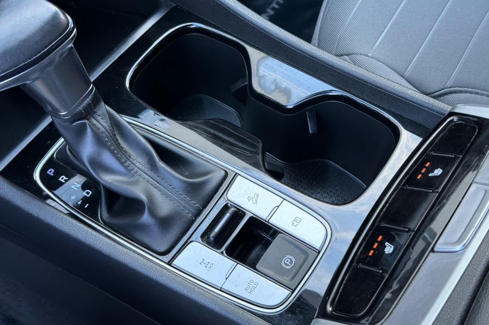 Thumbnail: 2022 Hyundai Santa Cruz - 22