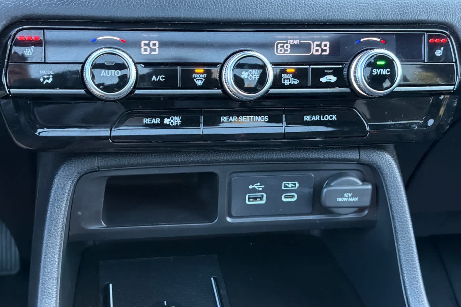 Thumbnail: 2025 Honda Pilot - 23