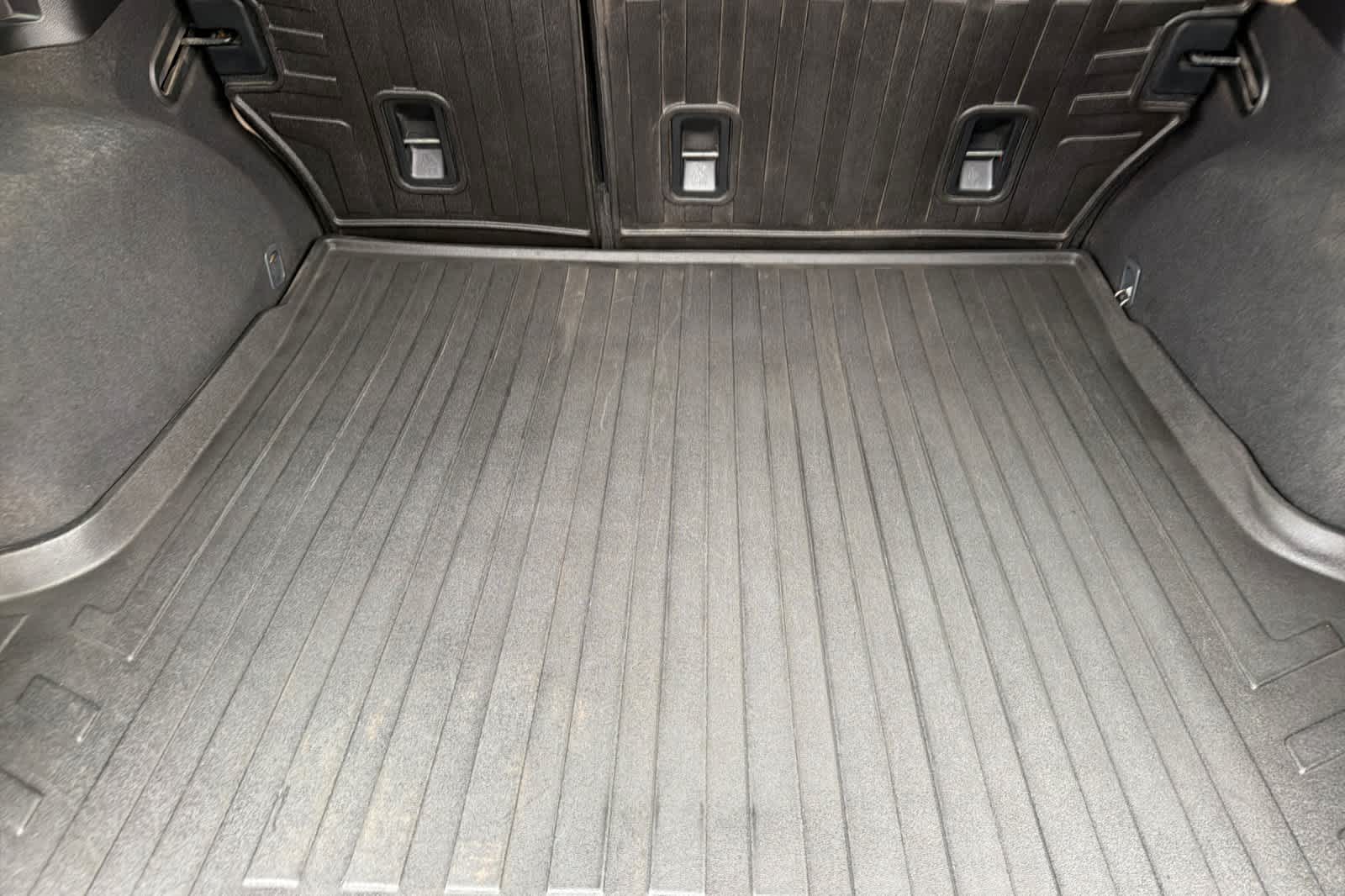 Thumbnail: 2016 Subaru Outback - 17