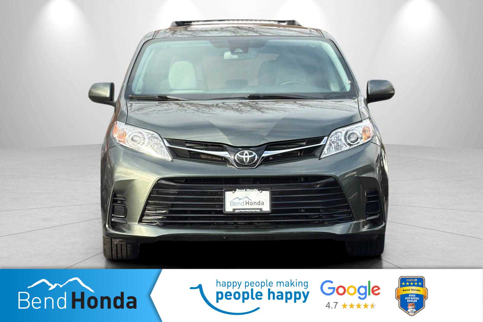 Thumbnail: 2020 Toyota Sienna - 10