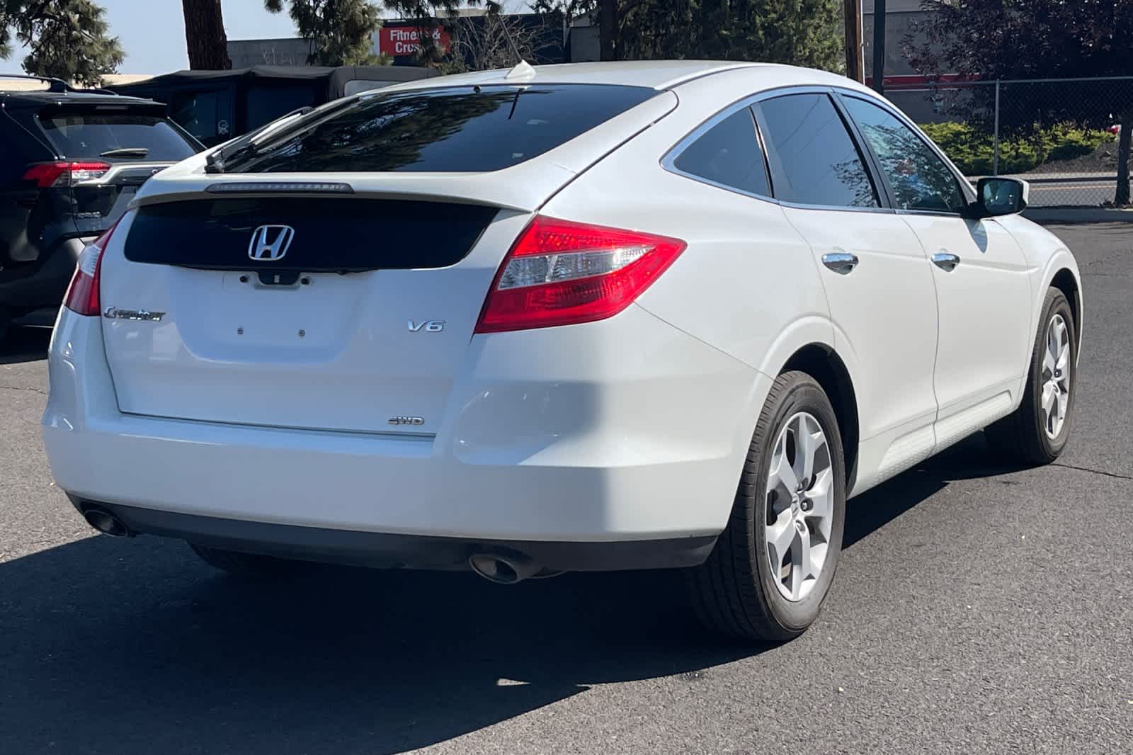 Used 2012 Honda Crosstour EX-L V6 with VIN 5J6TF2H58CL003331 for sale in Bend, OR