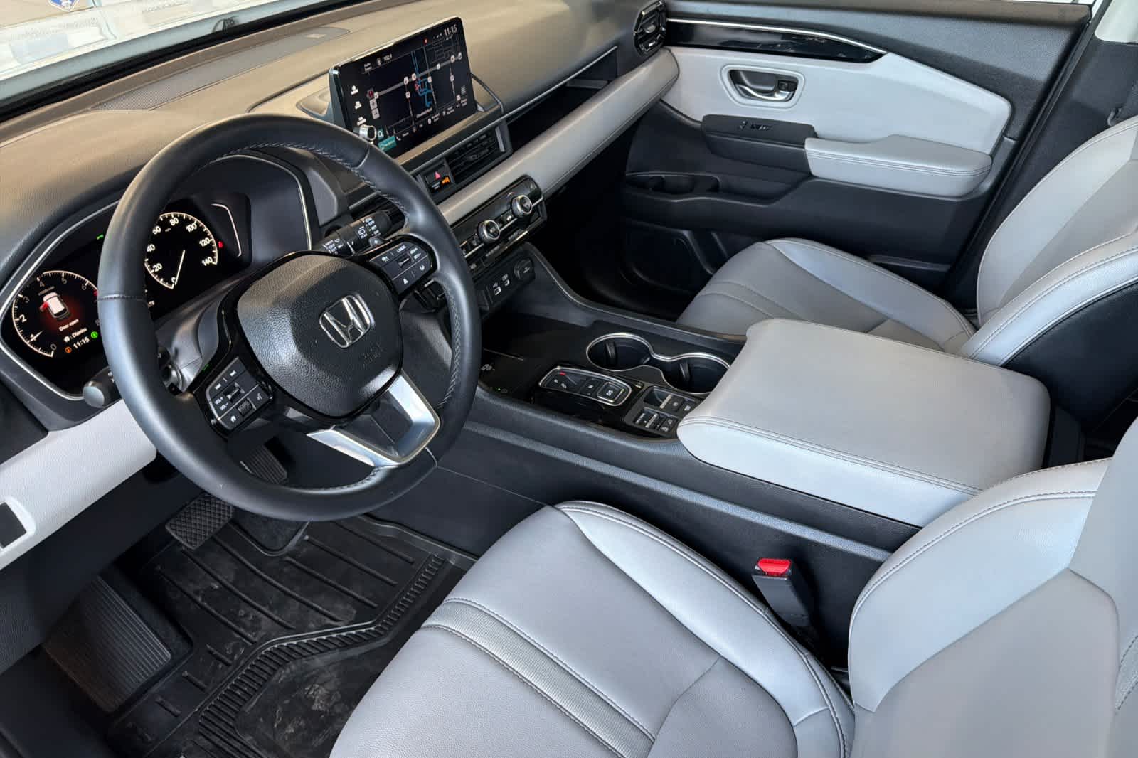 Thumbnail: 2025 Honda Pilot - 13