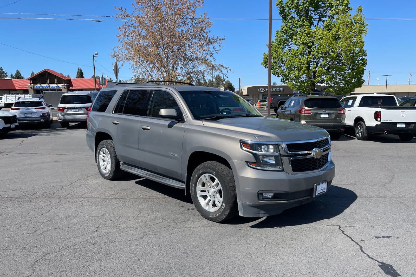 Thumbnail: 2017 Chevrolet Tahoe - 7