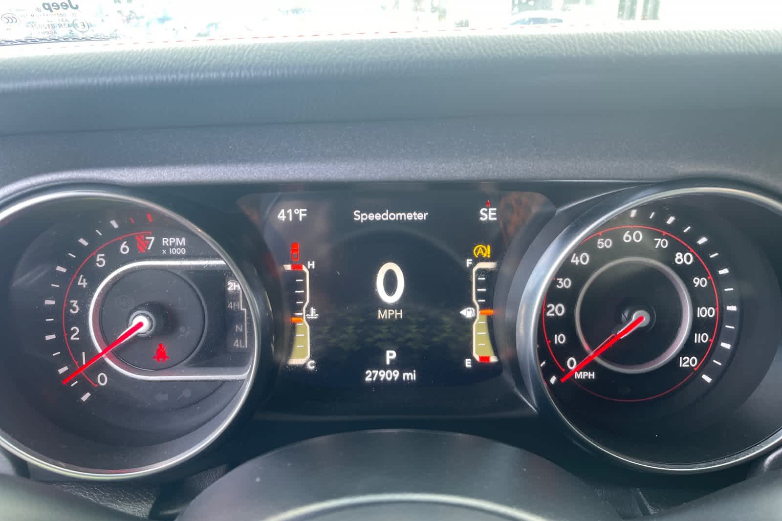 Thumbnail: 2022 Jeep Gladiator - 15