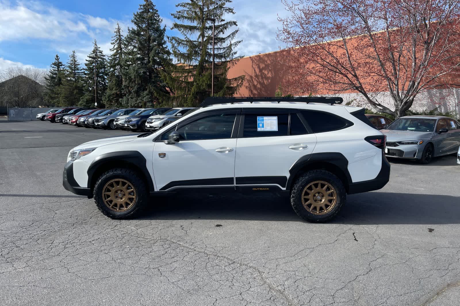 Thumbnail: 2022 Subaru Outback - 2