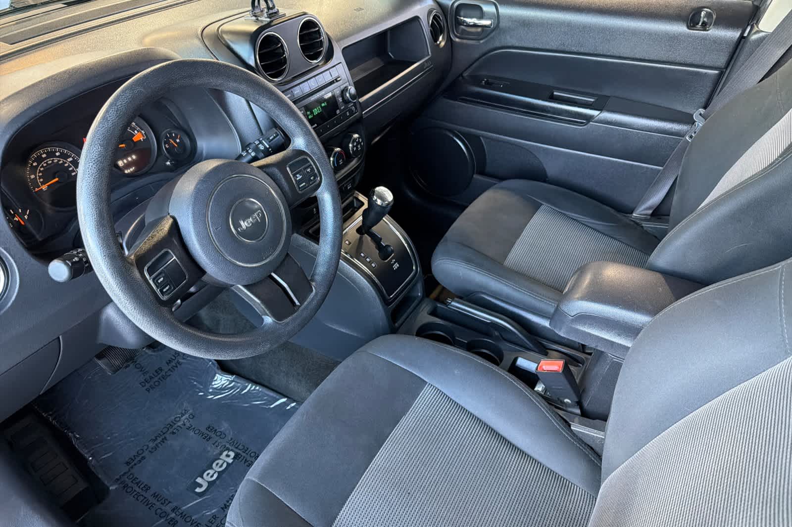 Thumbnail: 2016 Jeep Patriot - 13