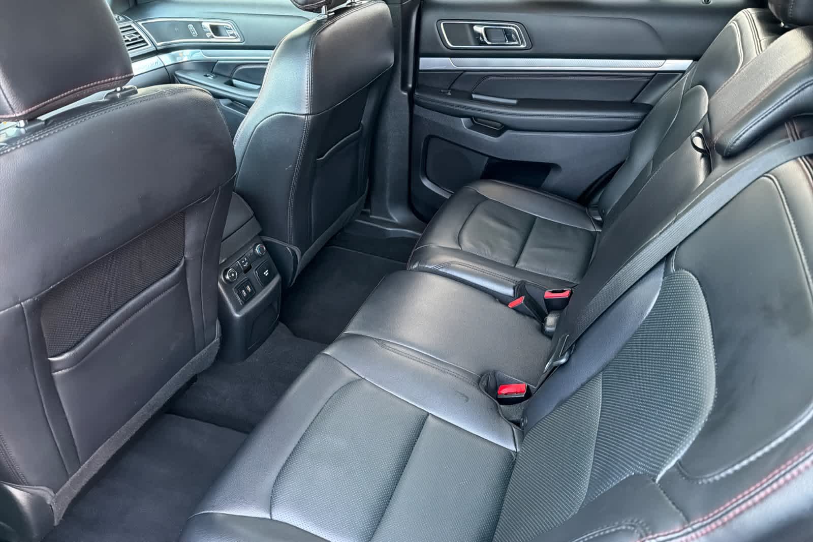 Thumbnail: 2019 Ford Explorer - 4