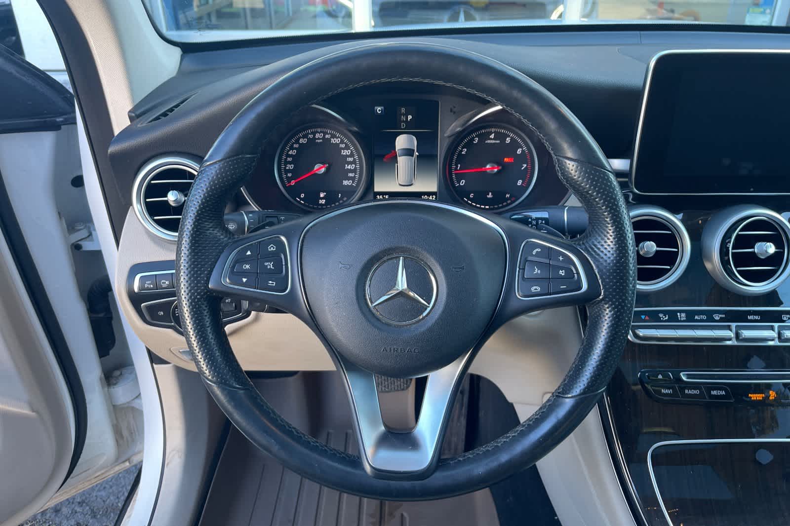 Thumbnail: 2018 Mercedes-Benz GLC - 15