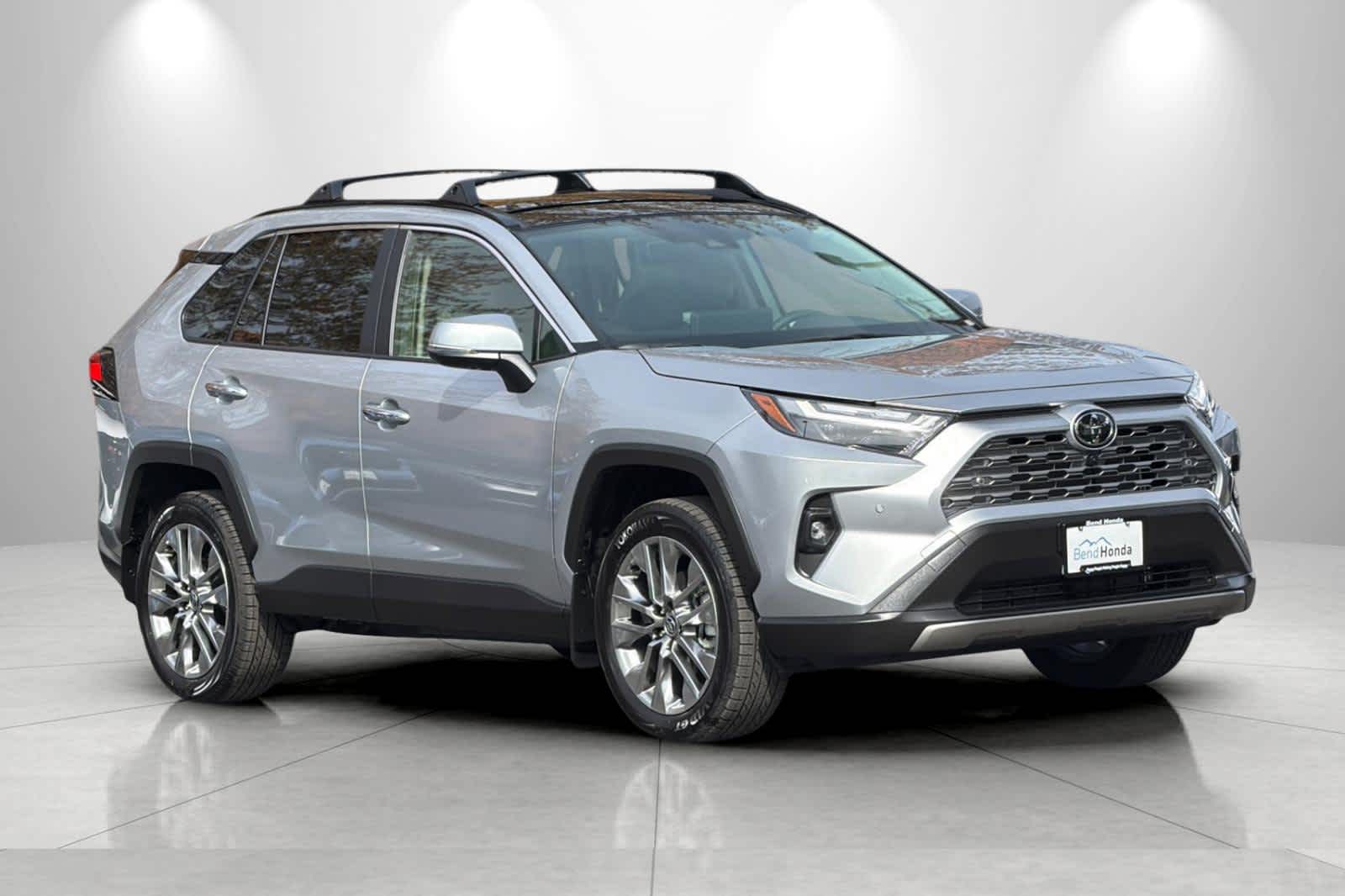 Thumbnail: 2025 Toyota RAV4 - 9