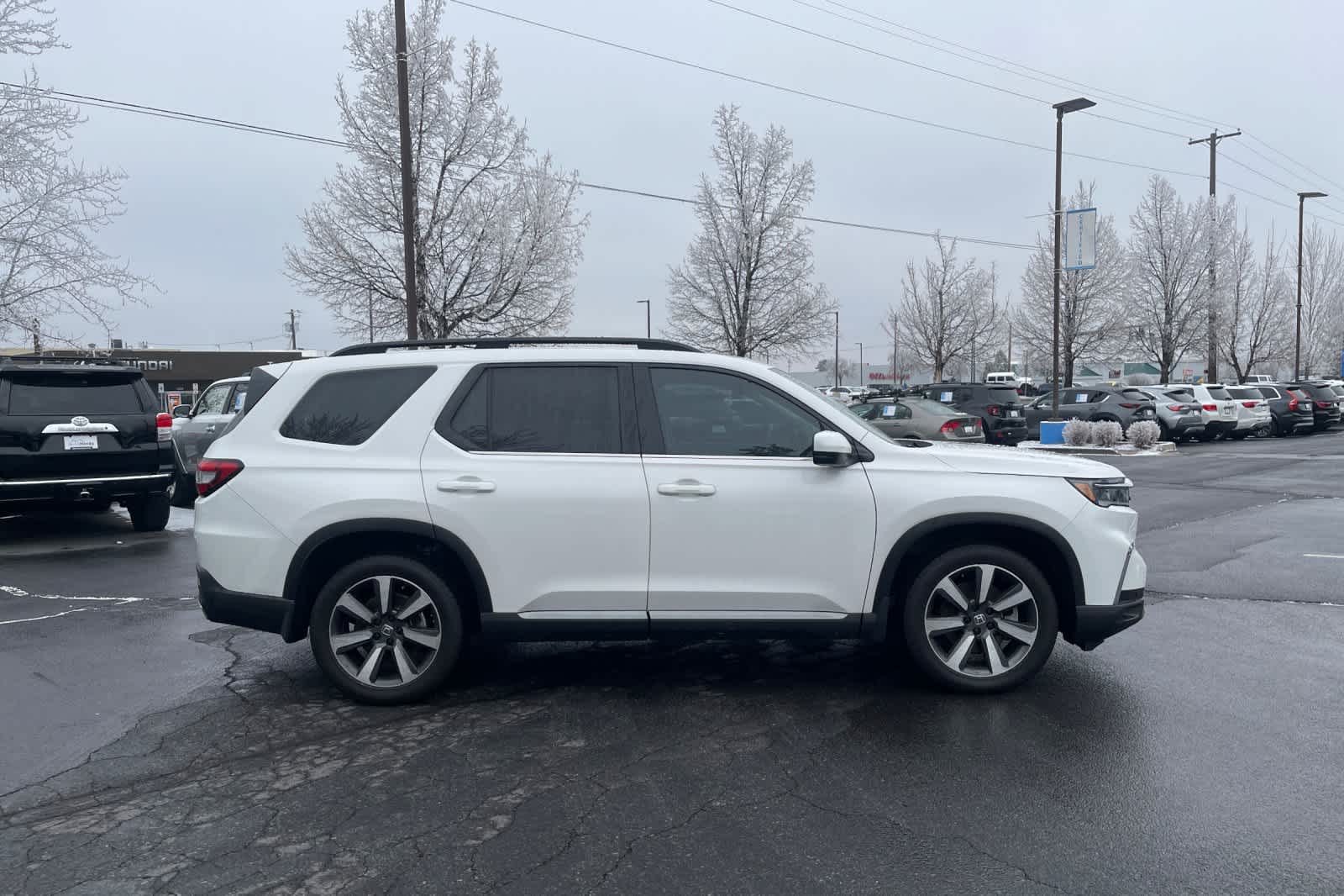 Thumbnail: 2025 Honda Pilot - 8