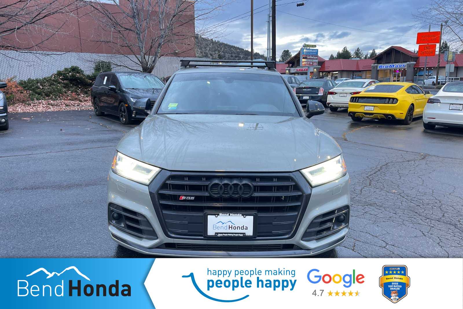 Thumbnail: 2020 Audi SQ5 - 10