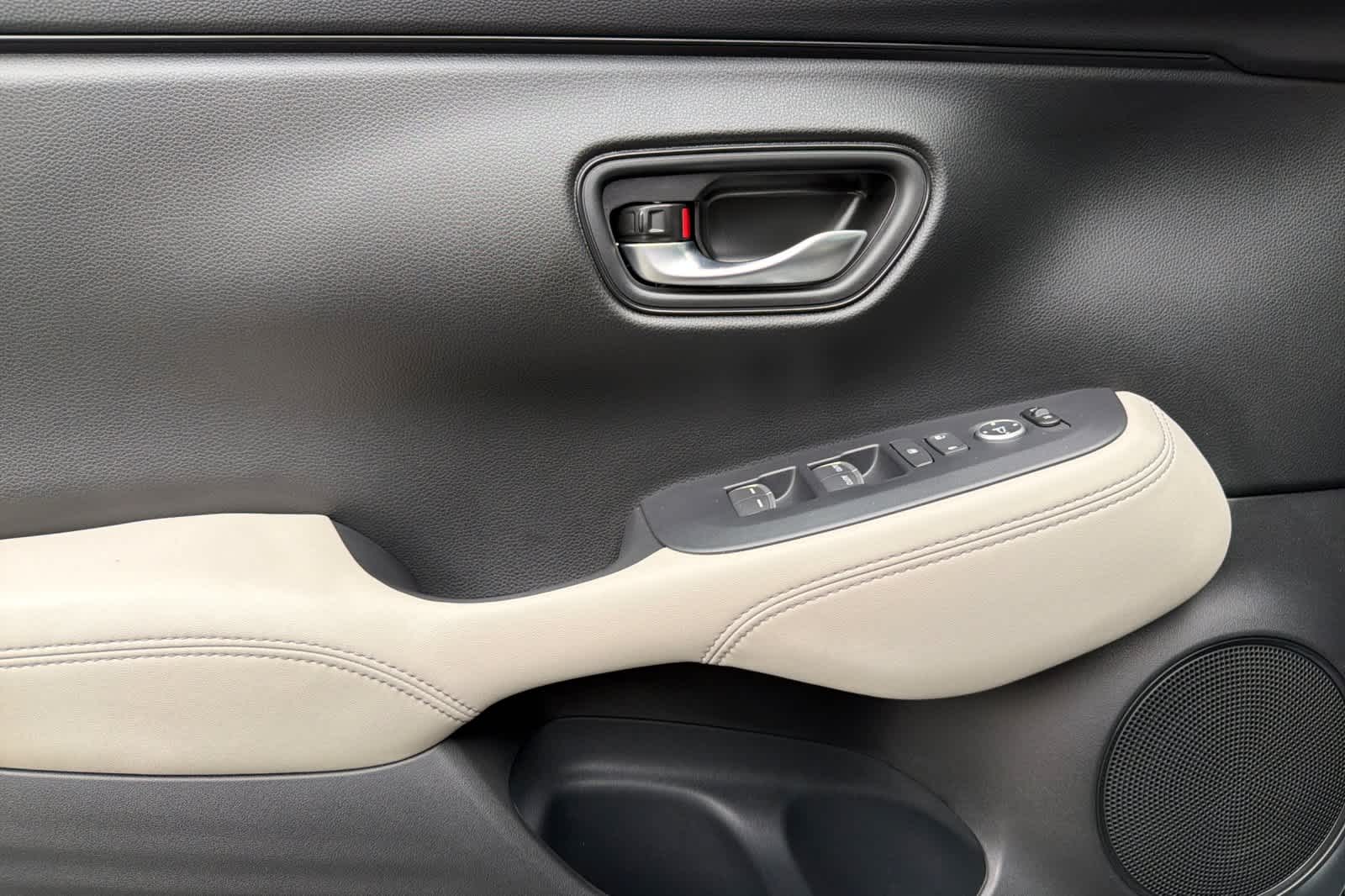 Thumbnail: 2027 Honda HR-V - 14